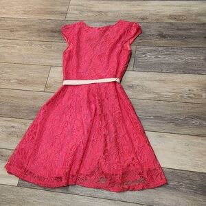 Yellow star red lace A line v neck mini dress